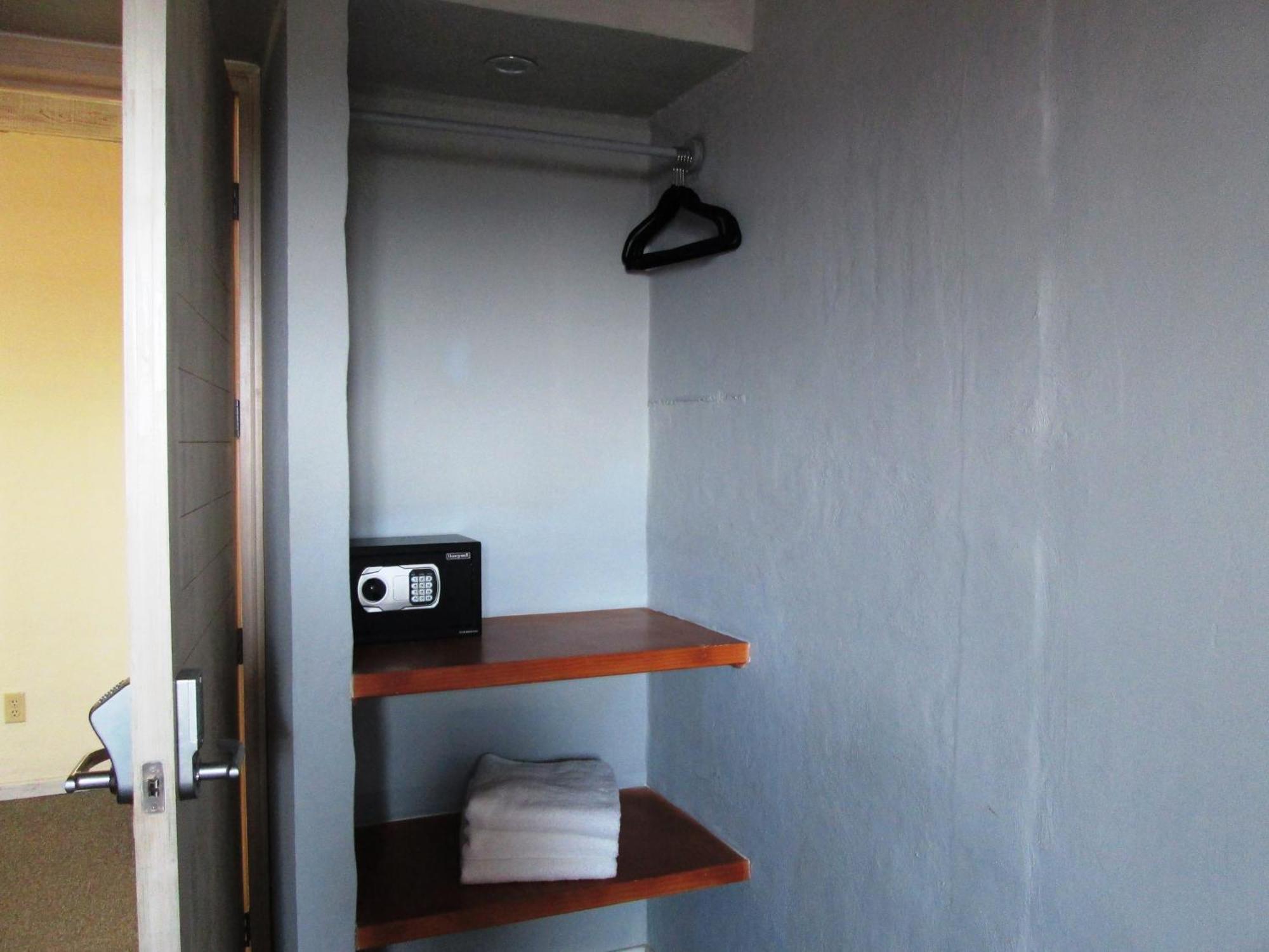 Hotel Damiana Boutique Queretaro Bilik gambar