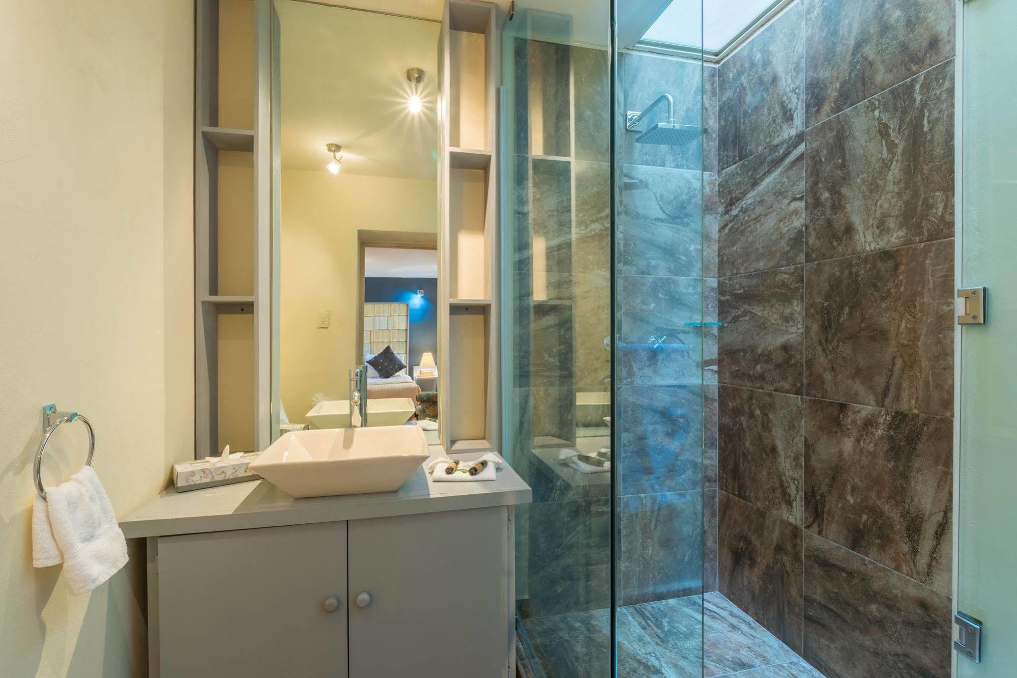 Hotel Damiana Boutique Queretaro Luaran gambar